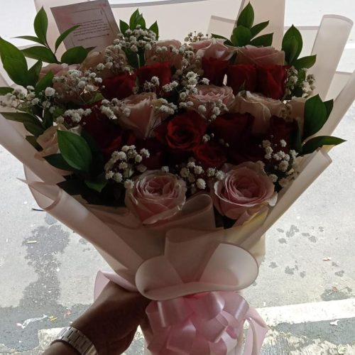 Hand Bouquet 12